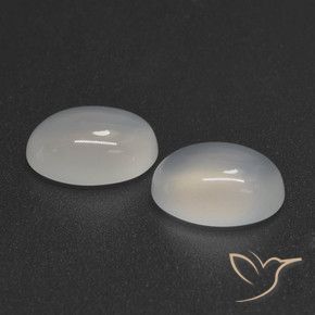 Shop natural 4.79ct Blanc translucide Pierre de lune gems, ovale, from Inde at GemSelect. In stock, global shipping!