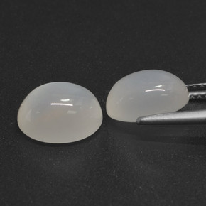 Achetez naturel 5,78ct blanc pierre de lune gems, coupe ovale, en provenance inde chez gemselect. en stock, livraison internationale!