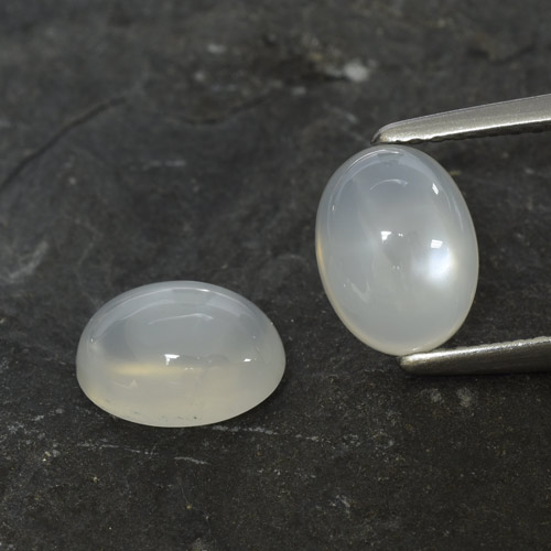 Achetez naturel 2,79ct blanc pierre de lune gems, coupe ovale, en provenance inde chez gemselect. en stock, livraison internationale!