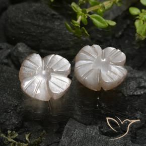 Shop natural 3.96ct Marron clair chaud Pierre de lune gems, Taille Fleur, from Inde at GemSelect. In stock, global shipping!