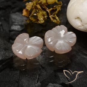 Shop natural 3.44ct Brun caramel léger Pierre de lune gems, Taille Fleur, from Inde at GemSelect. In stock, global shipping!