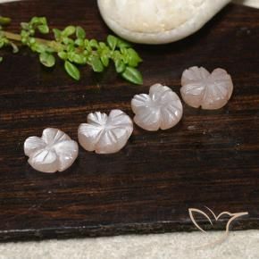 Shop natural 5.65ct Brun caramel léger Pierre de lune gems, Taille Fleur, from Inde at GemSelect. In stock, global shipping!