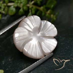 Pierre de lune Rose très clair naturelle Taille Fleur, 7.24 ct, Translucide