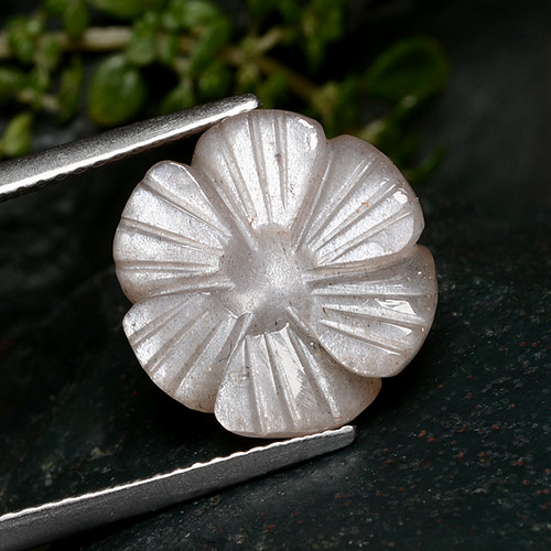 Pierre de Lune Rose très clair naturelle Taille Fleur, 5.90 ct, Translucide