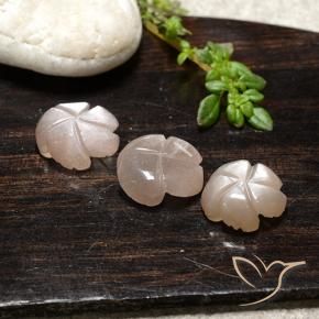 Shop natural 7.67ct Rose très clair Pierre de lune gems, Taille Fleur, from Inde at GemSelect. In stock, global shipping!