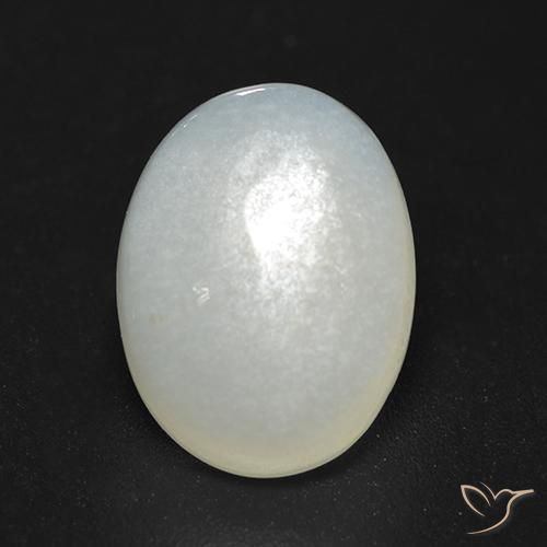 Pierre de Lune Blanc crème naturelle Coupe ovale, 3.53 ct, Translucide