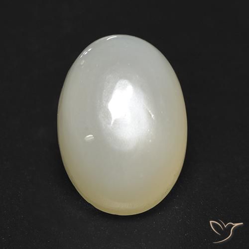 Pierre de lune Blanc chaud naturelle ovale, 3.92 ct, Translucide