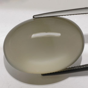 Pierre de Lune Crème naturelle Coupe ovale, 41.03 ct, Transparent