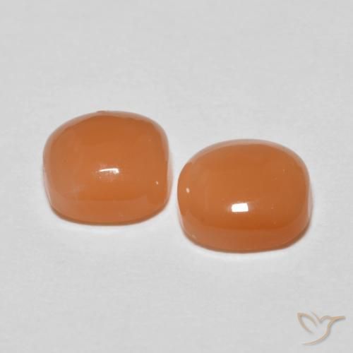 Shop natural 1.58ct Orange clair Pierre de lune gems, Coussin, from Inde at GemSelect. In stock, global shipping!