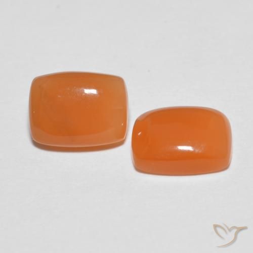 Shop natural 2.58ct Orange moyen Pierre de lune gems, Coussin, from Inde at GemSelect. In stock, global shipping!