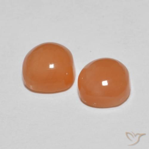 Shop natural 2.15ct Orange clair Pierre de lune gems, Coussin, from Inde at GemSelect. In stock, global shipping!