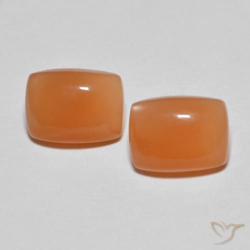Shop natural 2.77ct Orange moyen Pierre de lune gems, Coussin, from Inde at GemSelect. In stock, global shipping!