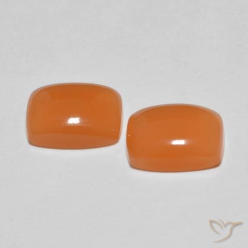 Shop natural 2.77ct Orange moyen Pierre de lune gems, Coussin, from Inde at GemSelect. In stock, global shipping!