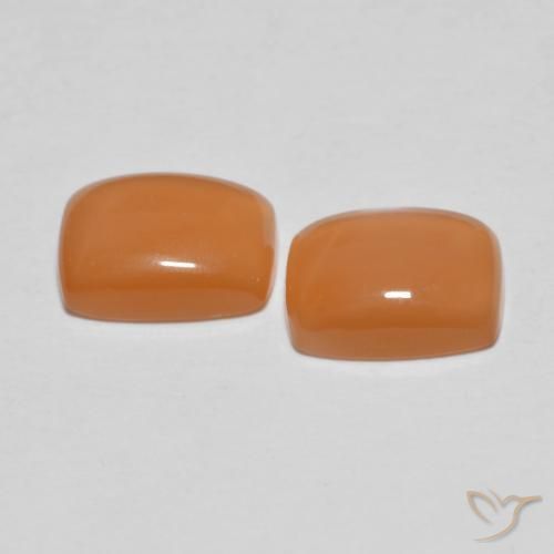 Shop natural 2.68ct Medium Light-Orange Pierre de lune gems, Coussin, from Inde at GemSelect. In stock, global shipping!