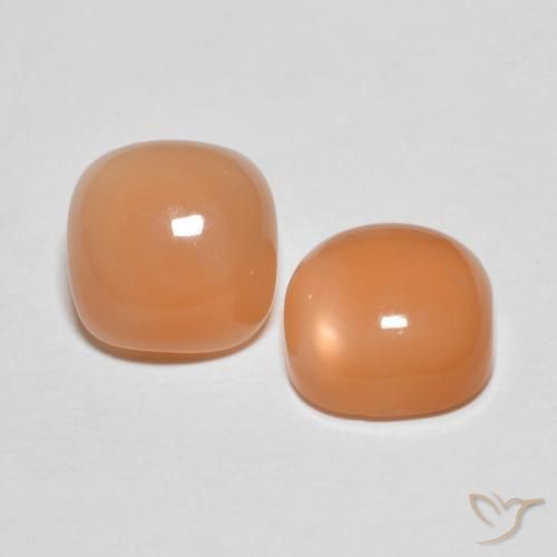 Shop natural 4.62ct Pêche Orange Pierre de lune gems, Coussin, from Inde at GemSelect. In stock, global shipping!