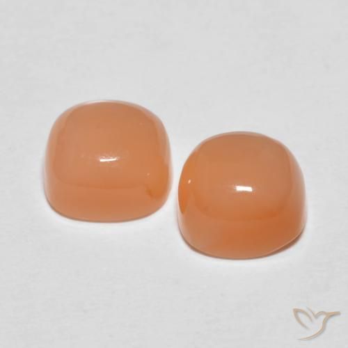 Shop natural 3.52ct Orange moyen Pierre de lune gems, Coussin, from Inde at GemSelect. In stock, global shipping!