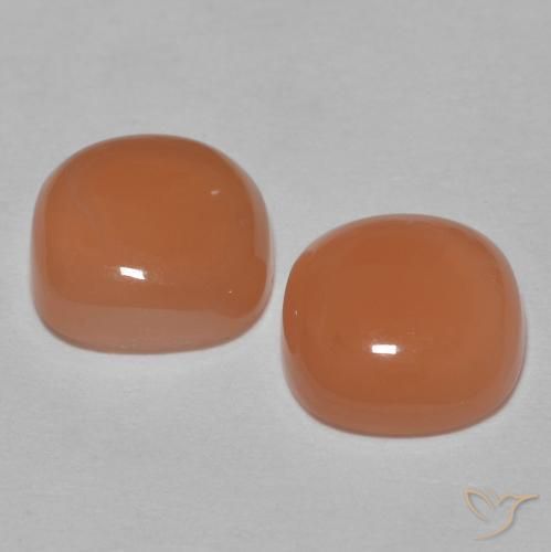 Shop natural 2.49ct Pourpre rougeâtre léger Pierre de lune gems, Coussin, from Inde at GemSelect. In stock, global shipping!