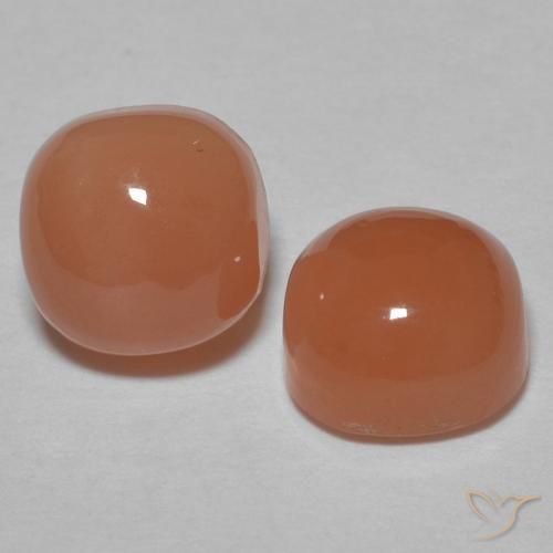 Shop natural 2.41ct Pêche brunâtre Pierre de lune gems, Coussin, from Inde at GemSelect. In stock, global shipping!
