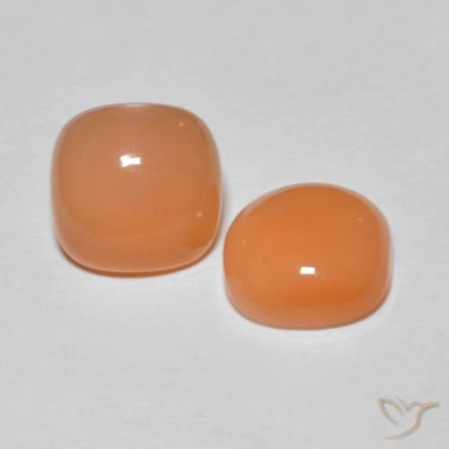Shop natural 3.53ct Pourpre rougeâtre léger Pierre de lune gems, Coussin, from Inde at GemSelect. In stock, global shipping!