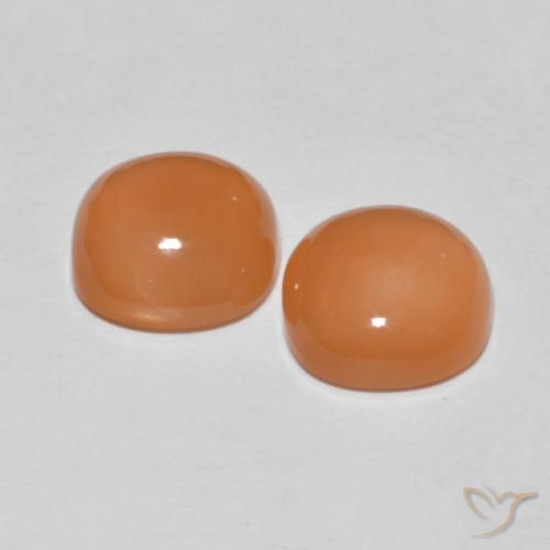 Shop natural 3.69ct Orange clair Pierre de lune gems, Coussin, from Inde at GemSelect. In stock, global shipping!