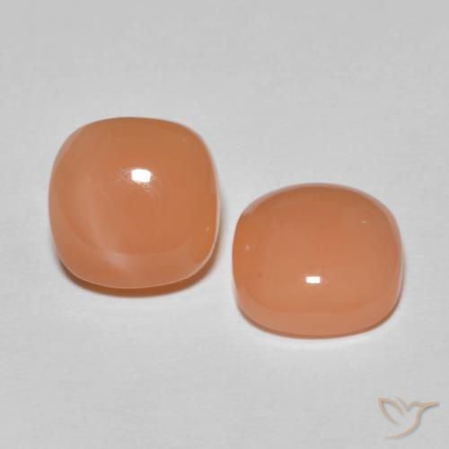 Shop natural 4.09ct Pêche Orange Pierre de lune gems, Coussin, from Inde at GemSelect. In stock, global shipping!