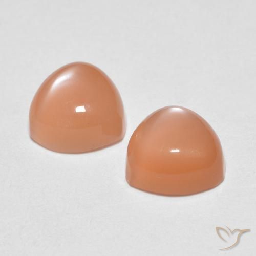 Shop natural 1.83ct Orange cantaloup Pierre de lune gems, Trillion, from Inde at GemSelect. In stock, global shipping!