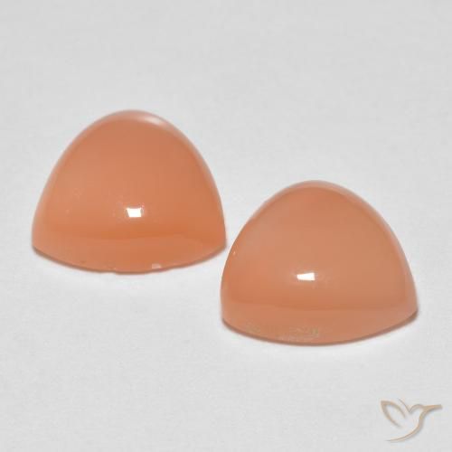 Shop natural 3.24ct Orange moyen Pierre de lune gems, Trillion, from Inde at GemSelect. In stock, global shipping!