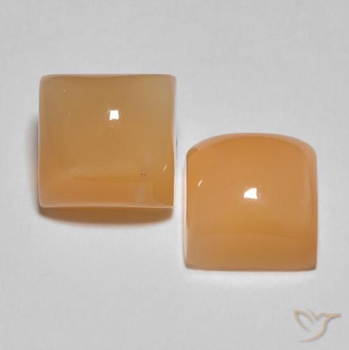 Shop natural 4.58ct Medium Light-Orange Pierre de lune gems, Carré, from Inde at GemSelect. In stock, global shipping!
