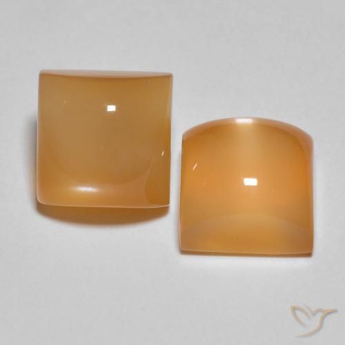 Shop natural 5.33ct Orange crémeux Pierre de lune gems, Carré, from Inde at GemSelect. In stock, global shipping!