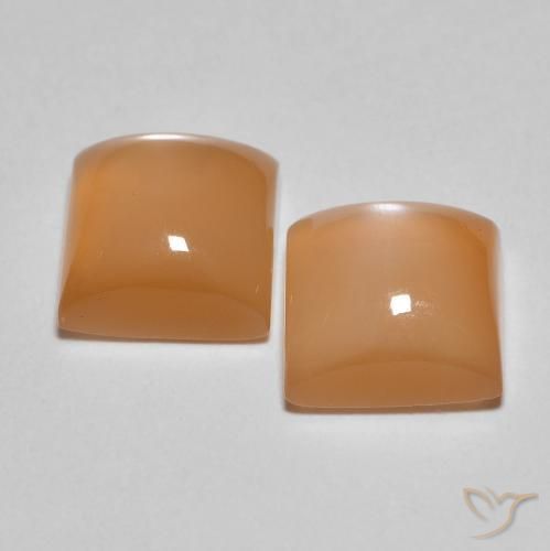 Shop natural 3.99ct Pêche Orange Pierre de lune gems, Carré, from Inde at GemSelect. In stock, global shipping!