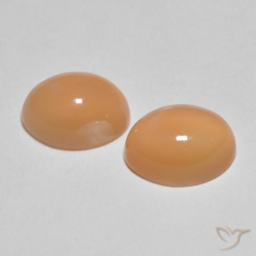 Shop natural 2.86ct Medium Light-Orange Pierre de lune gems, ovale, from Inde at GemSelect. In stock, global shipping!