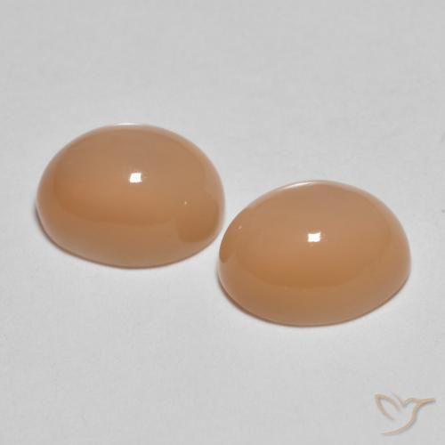 Shop natural 3.18ct Pêche Orange Pierre de lune gems, ovale, from Inde at GemSelect. In stock, global shipping!