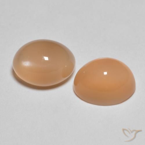 Shop natural 3.32ct Orange cantaloup Pierre de lune gems, ovale, from Inde at GemSelect. In stock, global shipping!
