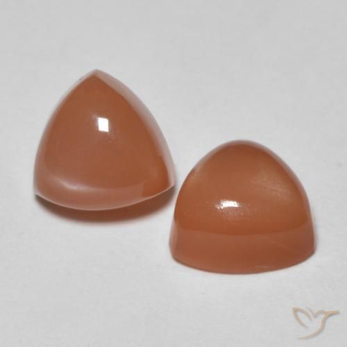 Shop natural 2.04ct Orange rougeâtre Pierre de lune gems, Trillion, from Inde at GemSelect. In stock, global shipping!