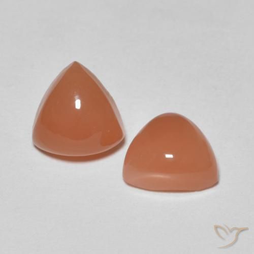 Shop natural 1.57ct Orange rougeâtre Pierre de lune gems, Trillion, from Inde at GemSelect. In stock, global shipping!