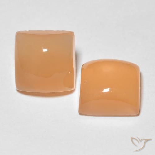 Shop natural 3.93ct Pêche Orange Pierre de lune gems, Carré, from Inde at GemSelect. In stock, global shipping!