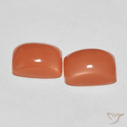 Shop natural 5.54ct Orange feu Pierre de lune gems, Coussin, from Inde at GemSelect. In stock, global shipping!