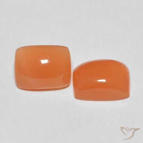 Shop natural 4.85ct Orange rougeâtre Pierre de lune gems, Coussin, from Inde at GemSelect. In stock, global shipping!