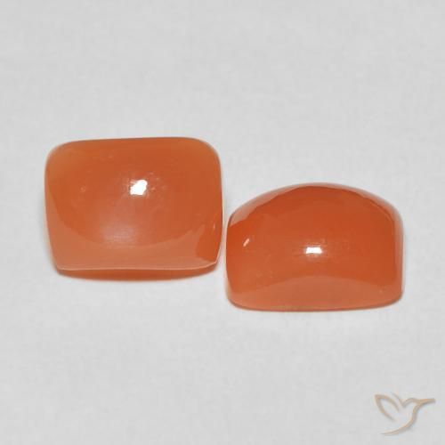 Shop natural 4.87ct Orange abricot chaud Pierre de lune gems, Coussin, from Inde at GemSelect. In stock, global shipping!