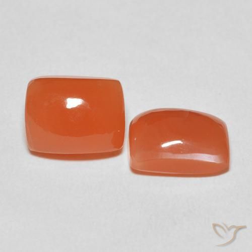 Shop natural 5.05ct Orange moyen Pierre de lune gems, Coussin, from Inde at GemSelect. In stock, global shipping!