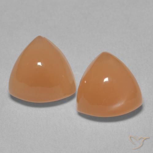 3.92ctw Naturel Pêche Orange Pierre de lune, Trillion, Translucide