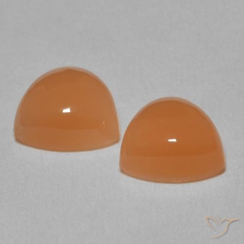Shop natural 3.92ct Pêche Orange Pierre de lune gems, Trillion, from Inde at GemSelect. In stock, global shipping!