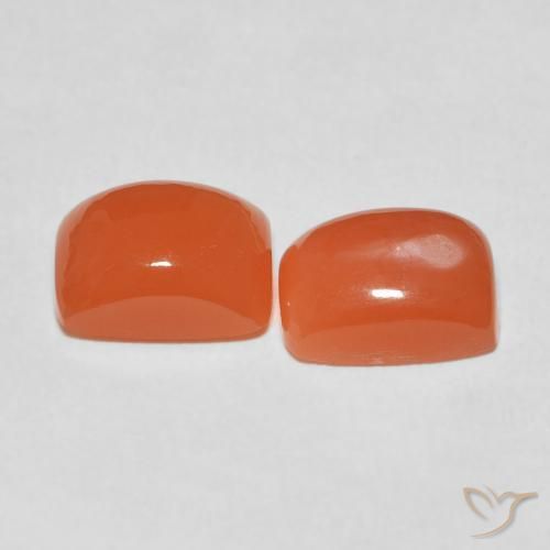 Shop natural 5.11ct Orange intense Pierre de lune gems, Coussin, from Inde at GemSelect. In stock, global shipping!