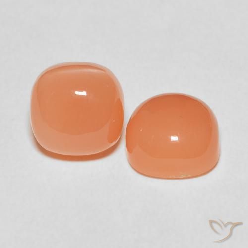 Shop natural 5.20ct Pourpre rougeâtre léger Pierre de lune gems, Coussin, from Inde at GemSelect. In stock, global shipping!