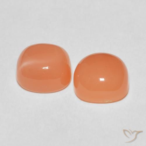 Shop natural 5.20ct Pourpre rougeâtre léger Pierre de lune gems, Coussin, from Inde at GemSelect. In stock, global shipping!