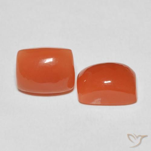 Shop natural 4.77ct Orange feu Pierre de lune gems, Coussin, from Inde at GemSelect. In stock, global shipping!