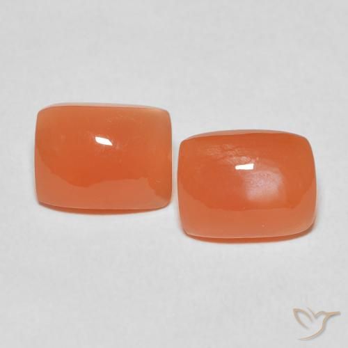 Shop natural 4.04ct Orange moyen Pierre de lune gems, Coussin, from Inde at GemSelect. In stock, global shipping!