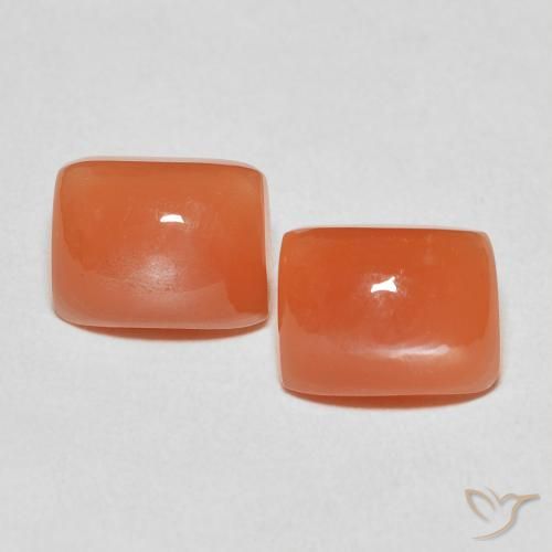 Shop natural 5.23ct Orange feu Pierre de lune gems, Coussin, from Inde at GemSelect. In stock, global shipping!