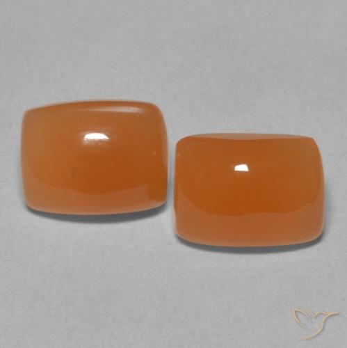 Shop natural 4.76ct Orange abricot chaud Pierre de lune gems, Coussin, from Inde at GemSelect. In stock, global shipping!