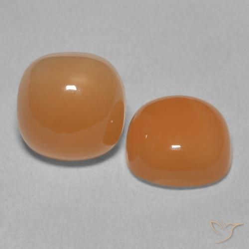 Shop natural 4.54ct Orange clair Pierre de lune gems, Coussin, from Inde at GemSelect. In stock, global shipping!